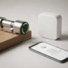 Passerelle TTLock WiFi avec cylindre connecté et smartphone